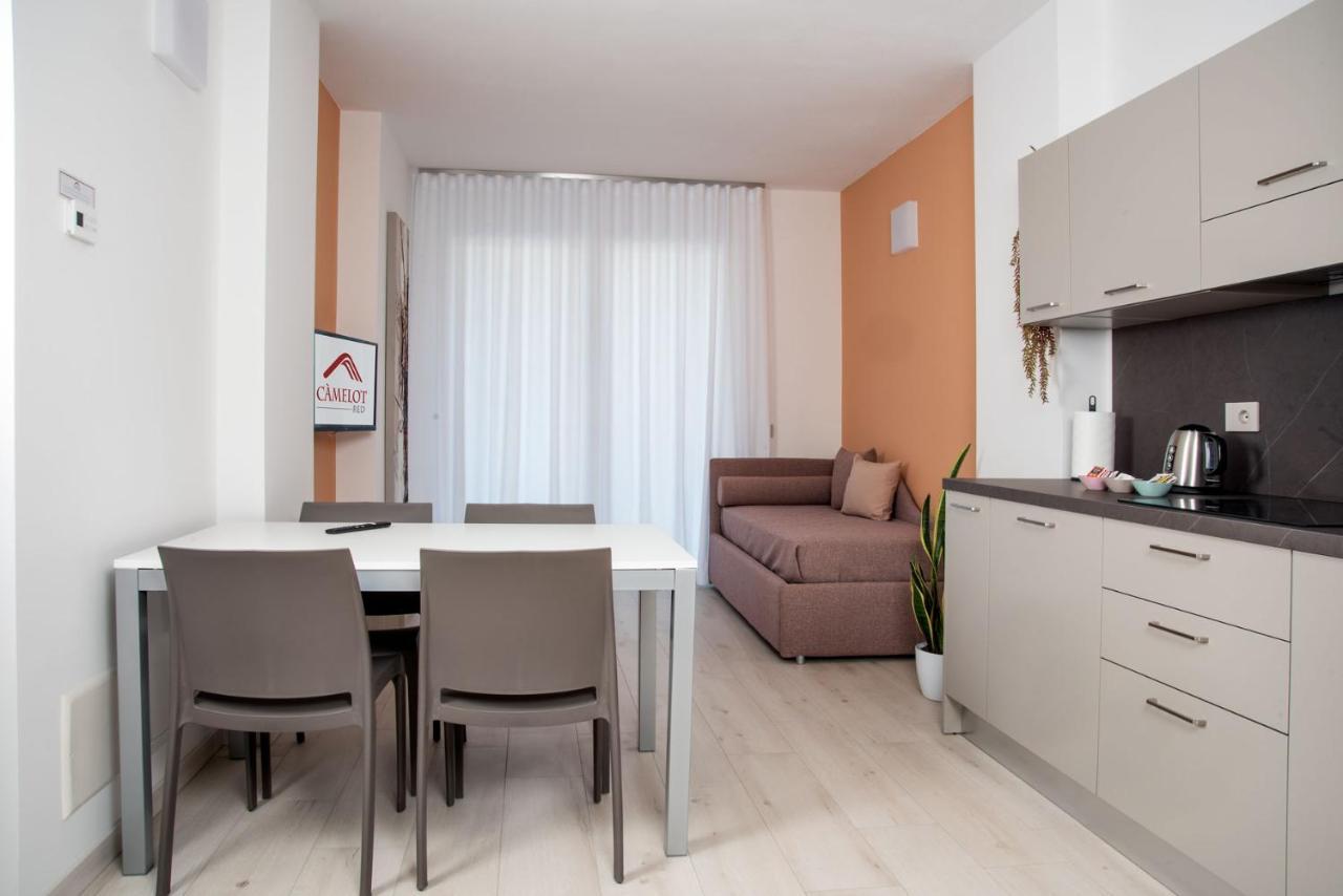 Camelot Red - Appartamenti Верона Екстер'єр фото